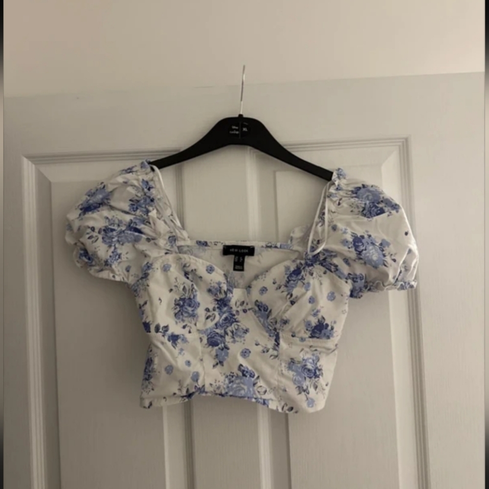 New Look Blue and White Floral Crop Top